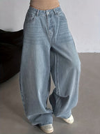 Women's Vintage Scallop Hem Washed Denim Jeans, Fashionable Loose Fit High-Waist Denim Trousers - Light Blue