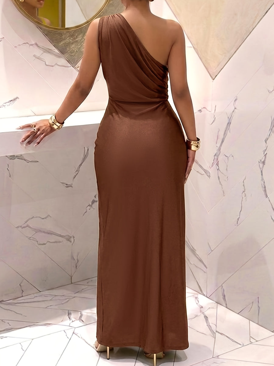 Summer Women'S Light Luxury Solid Color Off-Shoulder Long Dress, Metal Buckle Embellishment Ruched -Hugging Design, Elegant Party Outfit - Coffee Brown