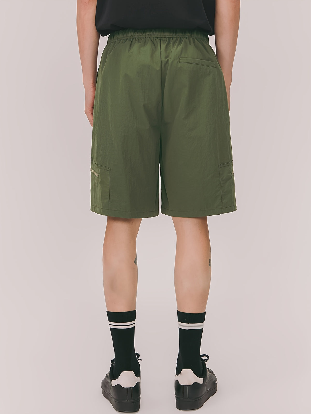 NO ONE ELSE Zipper Pocket Casual Shorts for Men and Women, Summer Elastic Waistband Wide-Leg Pants - Army Green