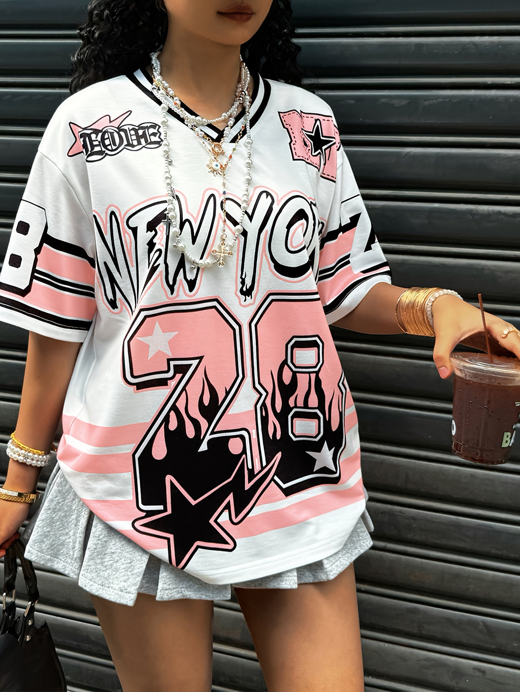 1pc Women's Y2K street style short sleeve T-shirt, letter + 28 flame print, V-neck drop shoulder design, loose color-blocked short sleeve, summer fashion item - Mixed colors