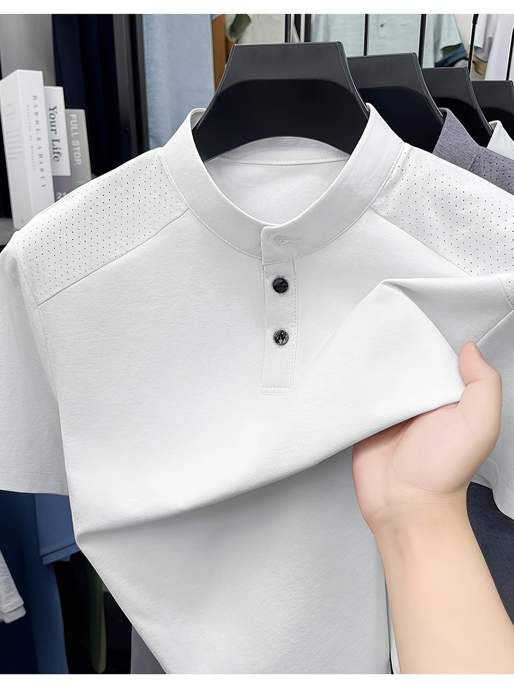 1 Men's Stand Collar Short Sleeve Polo Shirt, Suitable for Business Commutes and Daily Outings, Breathable, Moisture-Wicking, Loose Fit, Slimming, Casual Top, Basic T-Shirt for Middle-Aged and Younger Mature Men, Popular in Europe and America - White