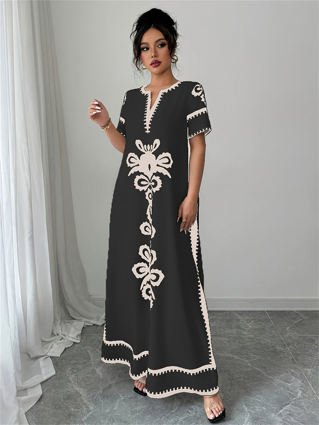 Middle Eastern Ramadan Themed Elegant Spring And Summer Party Dress with a V-Neck Short Sleeves And Paisley Print - Black + Apricot