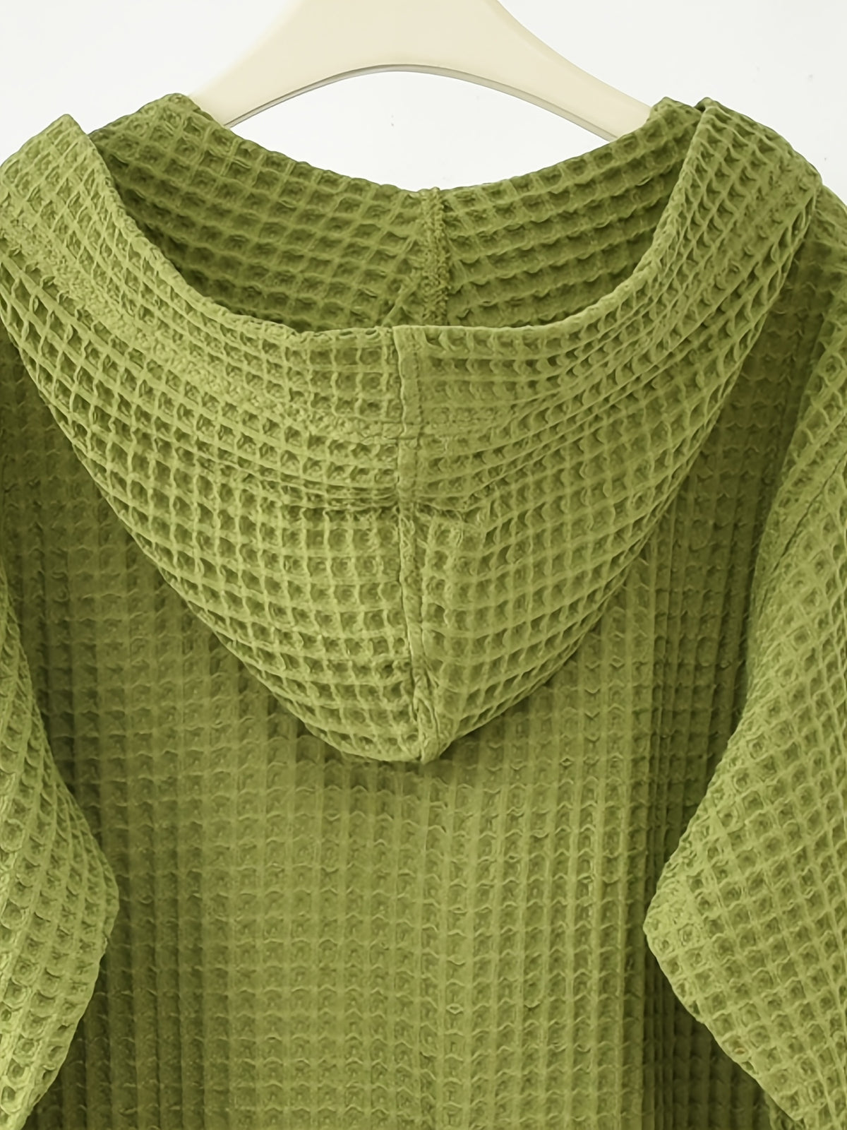 A 100% Waffle- Hooded Bathrobe with Quick-absorbing and Excellent Warmth Properties, Ideal for Bathing, Swimming, and Vacation Wear. Suitable for Sleeping. Features a Very Loose Fit. Perfect as a Holiday Gift for Family, Friends, or Partners - Green