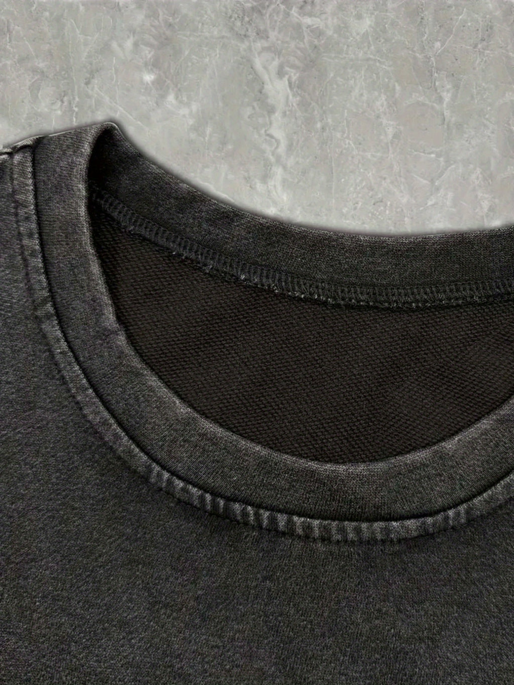 A Round-Neck Short-Sleeve Shirt Featuring a Trendy Faux-Embroidered Bear Design, with a Vintage Loose Fit And Washed-Out Style. Made from A, It Offers Slight Stretch And Breathability, Making It a Perfect Gift for Women'S Daily Commuting - Deep Grey