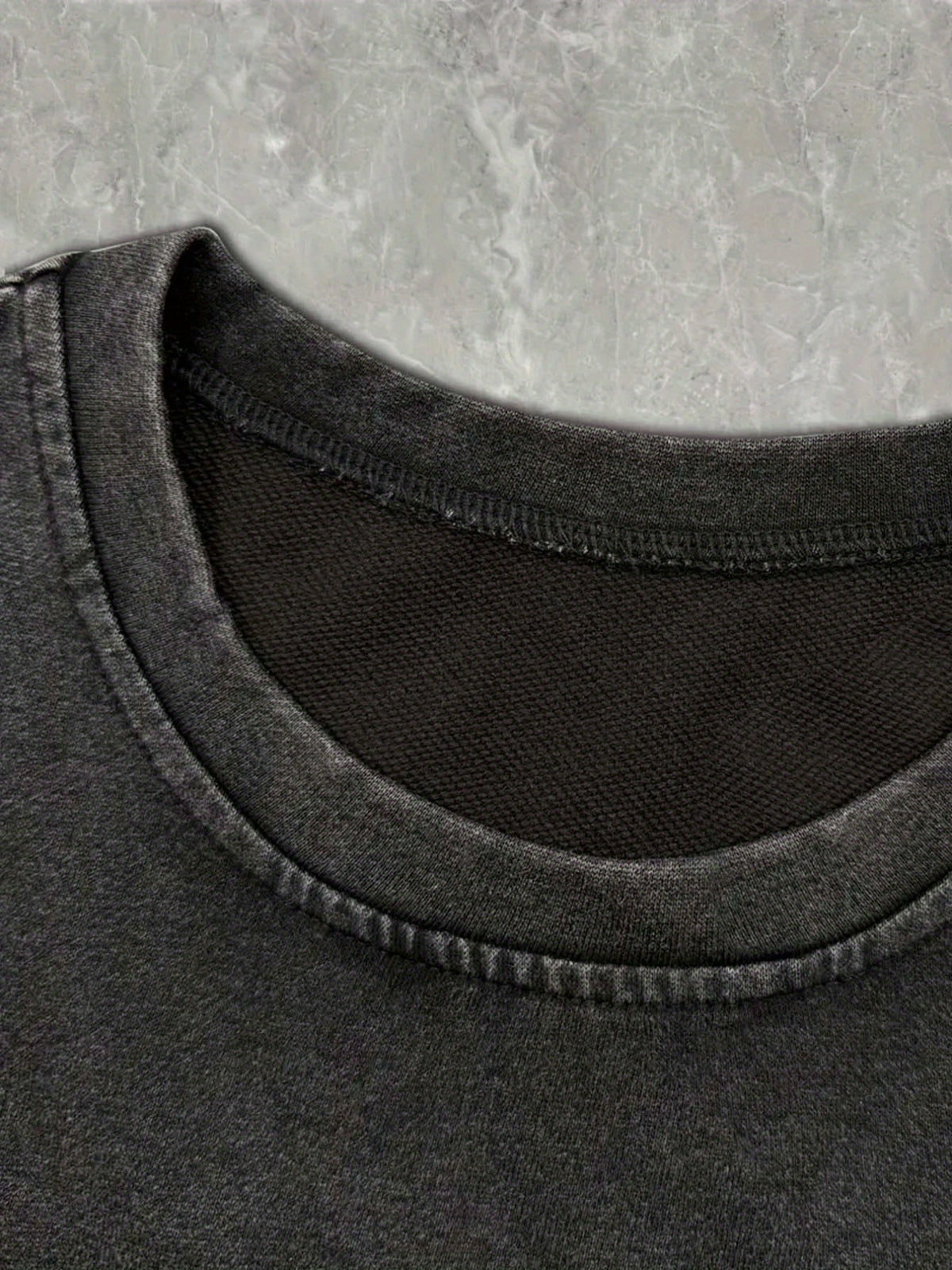 A Round-Neck Short-Sleeve Shirt Featuring a Trendy Faux-Embroidered Bear Design, with a Vintage Loose Fit And Washed-Out Style. Made from A, It Offers Slight Stretch And Breathability, Making It a Perfect Gift for Women'S Daily Commuting - Deep Grey