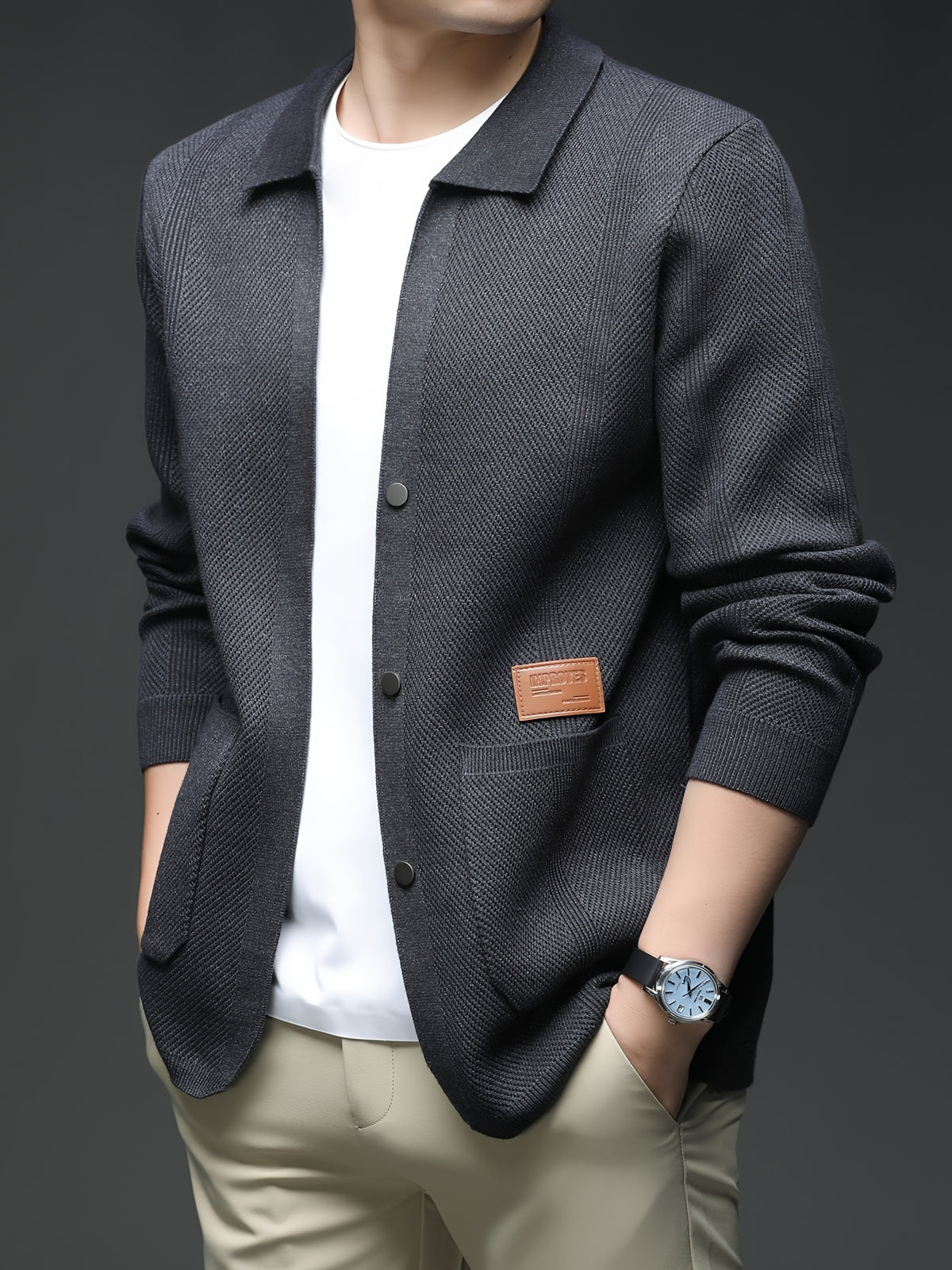 [Wading Whale OBM] Spring/Summer New Men'S Knit Cardigan, Old Money Style Solid Color V-Neck Long Sleeve Open Front Sweater Jacket with Single Button Closure And Side Pockets, Suitable for Spring And Autumn Layering Or Outerwear - Dark Gray