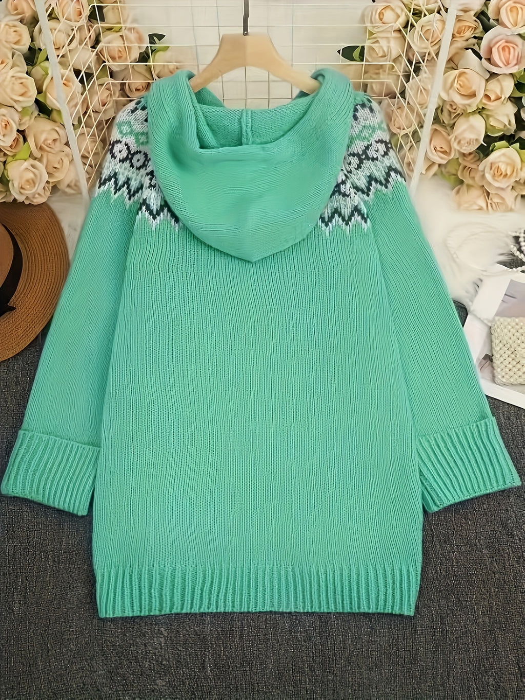 Fashionable Casual Long-Sleeve Hooded Cardigan for Women with Contrasting Colors And Pockets - Viridity