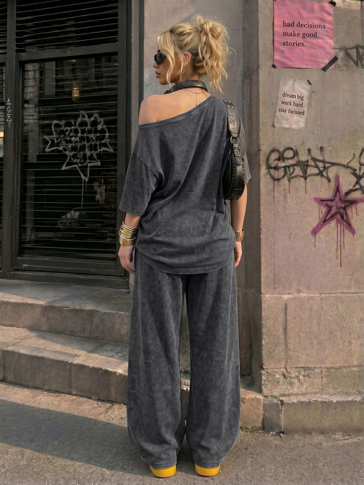 Retro American California Size 23 Number Print New Spring Summer Casual Jersey Sportswear, Street Sport Style Women'S Washed Off-Shoulder T-Shirt And Long Pants Two-Piece Set, Washed Suit, American Street College Style - Black