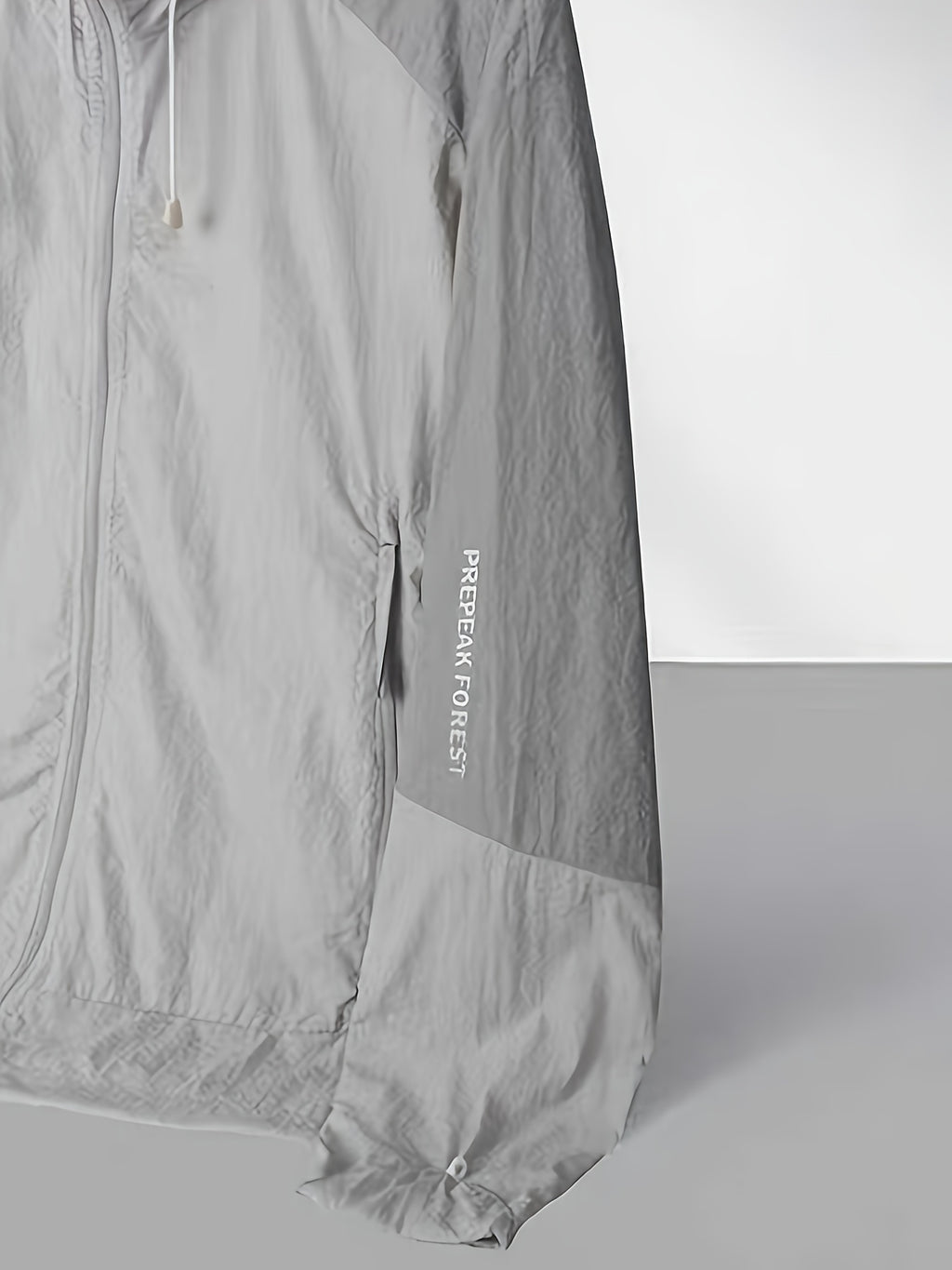 Men'S Hooded Jacket, Summer Lightweight Outdoor Jacket, Breathable Casual Coat, Zippered Pockets, Suitable for Fishing, Running, Hiking And Outdoor Travel, Ideal for Summer Outdoor Activities And Sports - Grey