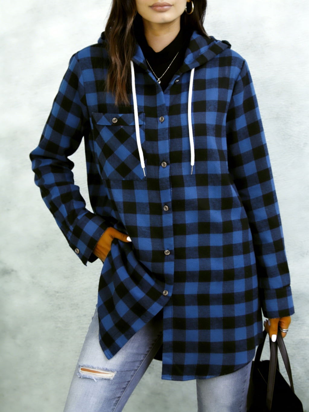 Women's Casual Long-Sleeve Lapel Shirt, Long Plaid Hooded Shirt with Drawstring Hood, Practical Chest Patch Pocket, Button Closure, Front Placket Design, Vintage Casual Style - Blue Black Grid