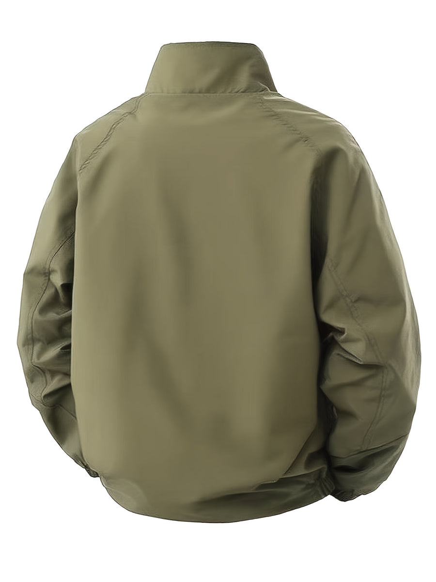 A Spring-Autumn Men'S Multi-Pocket Striped Sports Coat, a High-Quality School-Style Dress Shirt with a Campus Feel, a Comfortable Casual Windproof Jacket for Daily Use, a Stylish Bold Stripe Design for Street Fashion, And an Affordable Jacket - Military Green