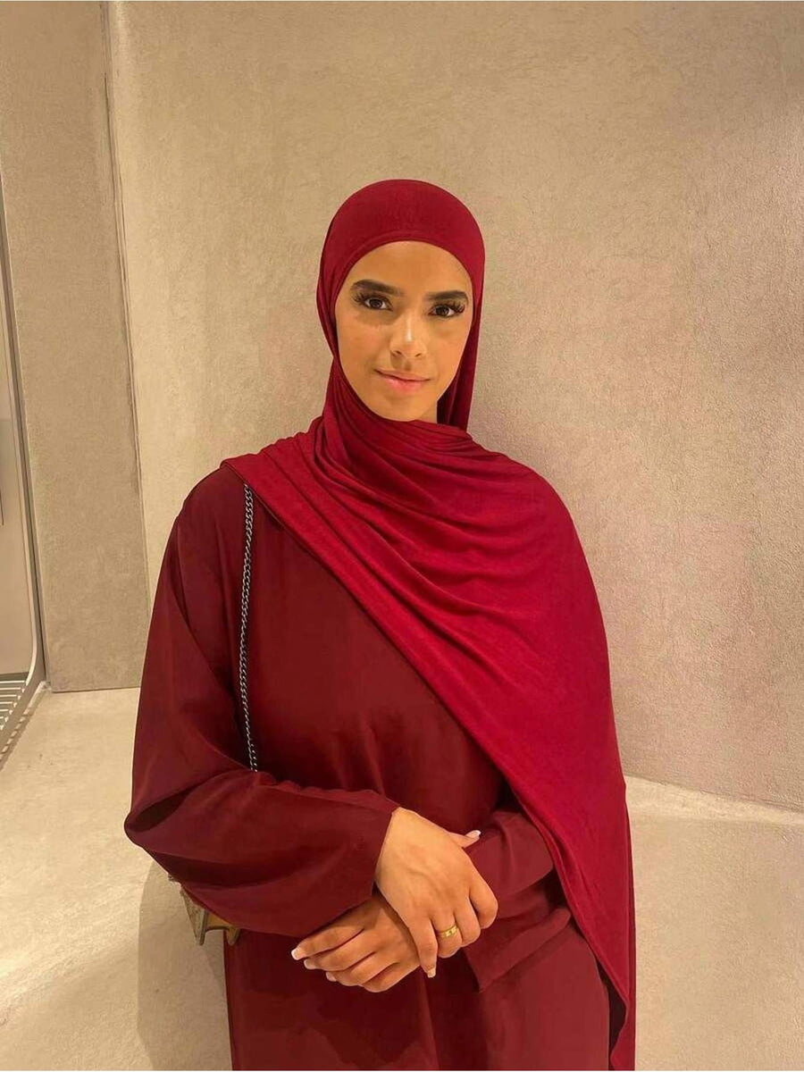 1pc Soft Solid Color Jersey, Plain Long Scarf, Headscarf - Red