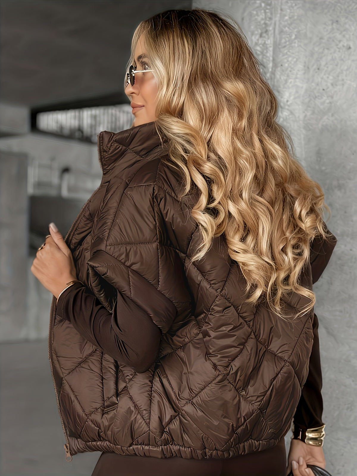 Women'S Sleeveless Short Jacket - Full Zipper Front Closure, with Pockets, Structured Fitted Coffee-Colored Coat, Suitable for Casual And Formal Occasions - Coffee-Colored Jacket for Daily Or Formal Wear - Machine Washable Layered Clothing - Fashion - Coffee Color