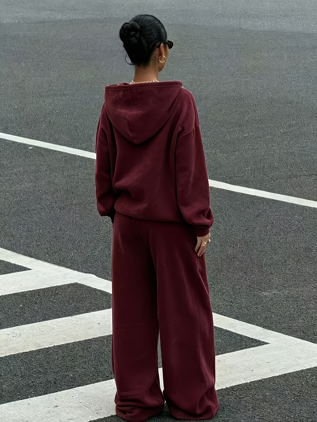 2026 Sporty Solid Color Hooded Sweatshirt Set for Women, Loose Drop-Shoulder Casual Wide-Leg Pants 2pcs Set - Burgundy