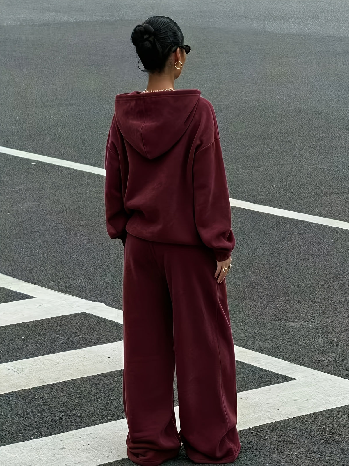 2026 Sporty Solid Color Hooded Sweatshirt Set for Women, Loose Drop-Shoulder Casual Wide-Leg Pants 2pcs Set - Burgundy