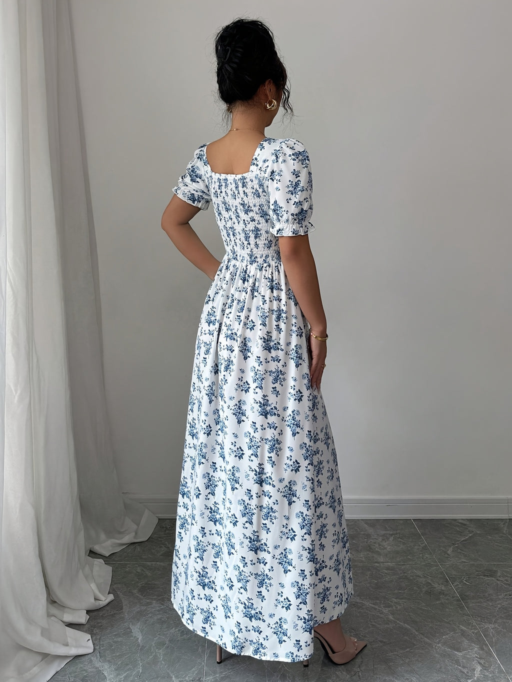 Oil Painting Style Blue White Floral Dress New Square Neck Drawstring Puff Sleeve European Country Pastoral Style Outfit Gentle Atmosphere Women'S Dress - Blue And White