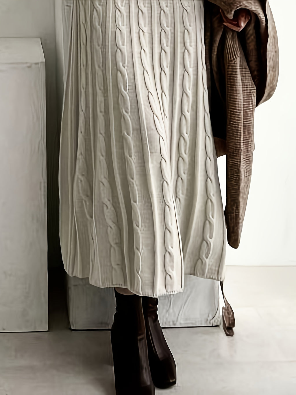 Autumn/Winter Fashionable, Elegant, Casual, and Commuter-Style French-Style Women's Dress, New Fabric Maxi Dress with High-End Color Tones and Textures - Grey
