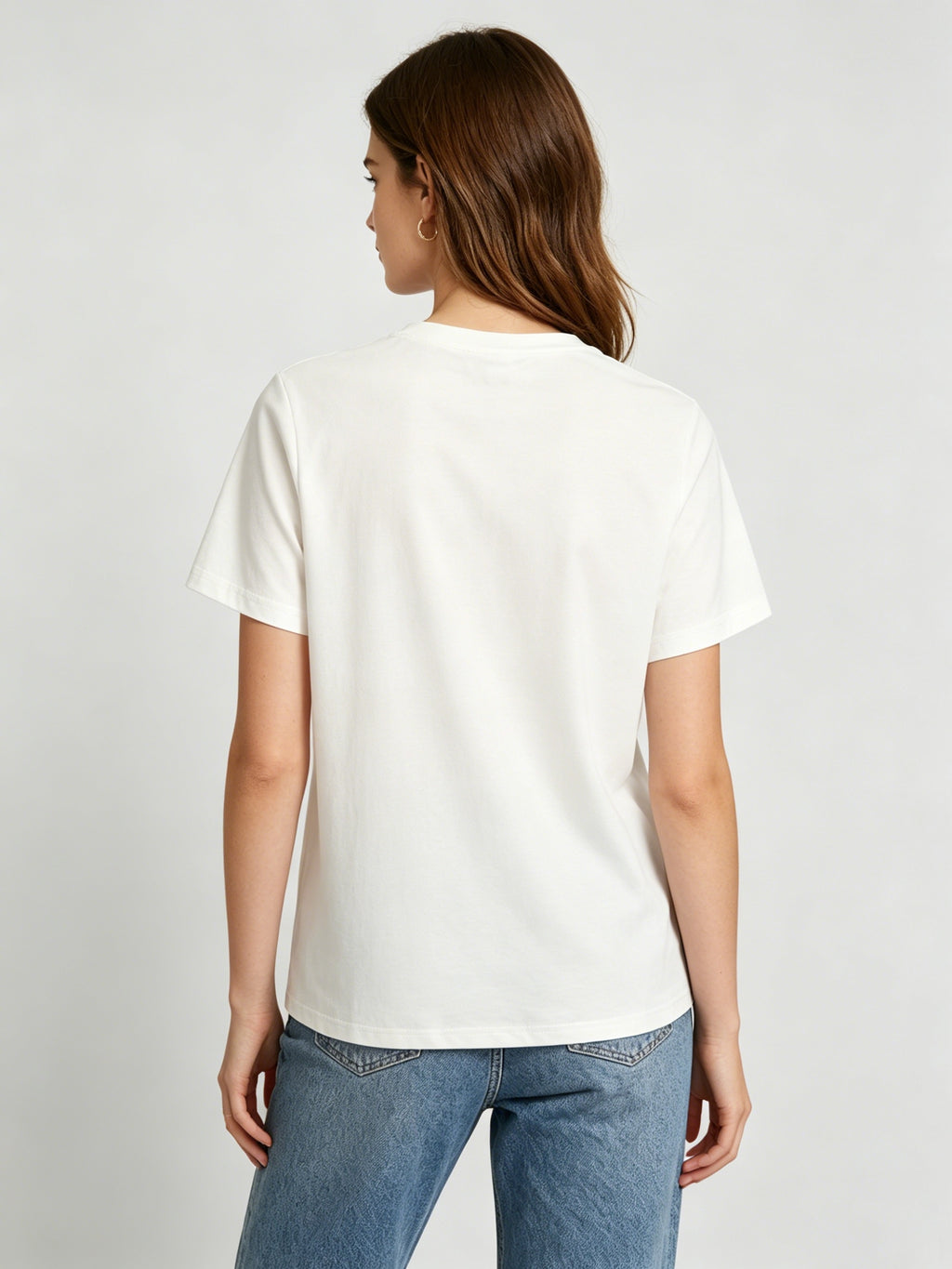 Women's Elegant Round Neck Short-Sleeve T-Shirt - Solid Color Blouse Suitable for Spring Summer Fall, Medium Stretch Opaque Short Sleeve Top, Machine Washable Casual & Dressy Basic Blouse for Layering, Regular Fit Wardrobe Essential - White