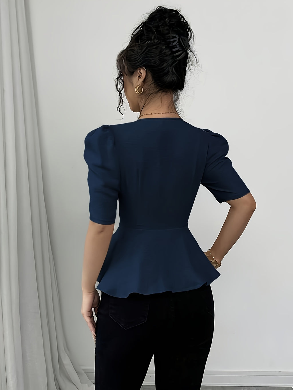 Women'S Summer Blouse, Square Neck, Short Sleeves, Slim Fit Waist, Fabric, Everyday Fashionable And Elegant Ruffle Top - Navy Color