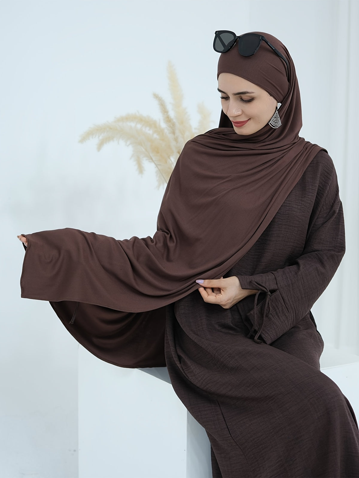 1pc Headless Scarf: Elegant Cuff Drawstring, Comfortable and Casual Solid Color, Suitable for Outdoor Travel and Daily Wear. Loose Women's Abaya Dress. Abayas for Women, Muslim, Women's Long Dresses, Oriental Arabic Robe, Abaya Dress - Coffee Brown