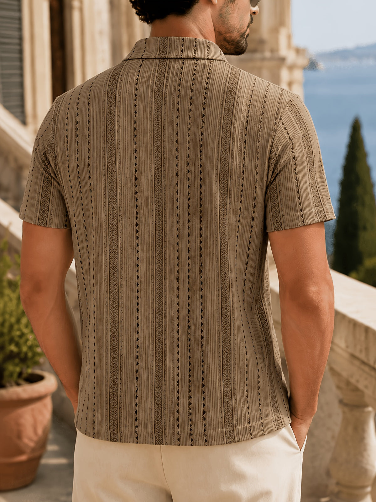 Men's Summer Knit Polo Shirt, Fashion Vertical Jacquard Stripe, Half-Zip Geometric Texture, Suitable for Trips, Business Occasions & Evening Dates - Men's Knitted Polo Shirt (Tan)