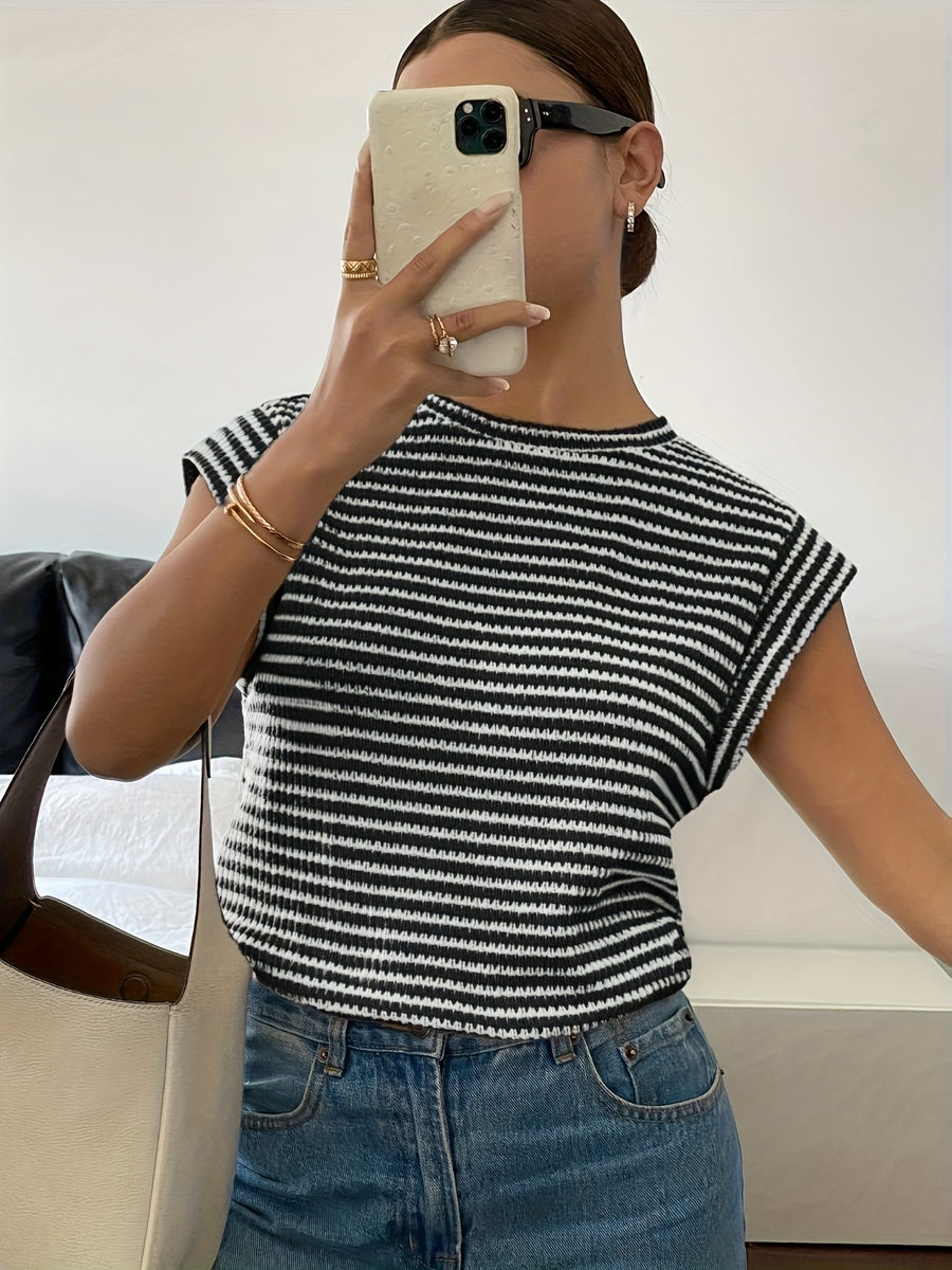 Fresh and Stylish Women's T-Shirt - Black