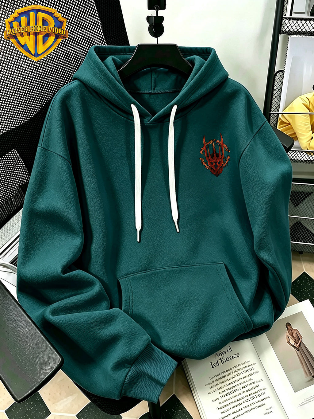 Authorized by Warner Bros., 2026 New Soren Helmet with Red Print, Men'S Hoodie, Hooded Sweatshirt, Kangaroo Pocket And Drawstring Hat, Suitable for Daily And Outdoor Sports Wear, Autumn And Winter Warm Jacket, Fashionable Jacket - Green