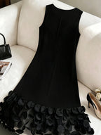 Fashion Solid Color Versatile Round Neck Elegant Women'S Dress, with 3D Patchwork Hem And Beaded Neckline, Summer New Style, Suitable for Elegant Daily Wear, Social Gatherings, Commuting, Outings, Vacations, And More - Black
