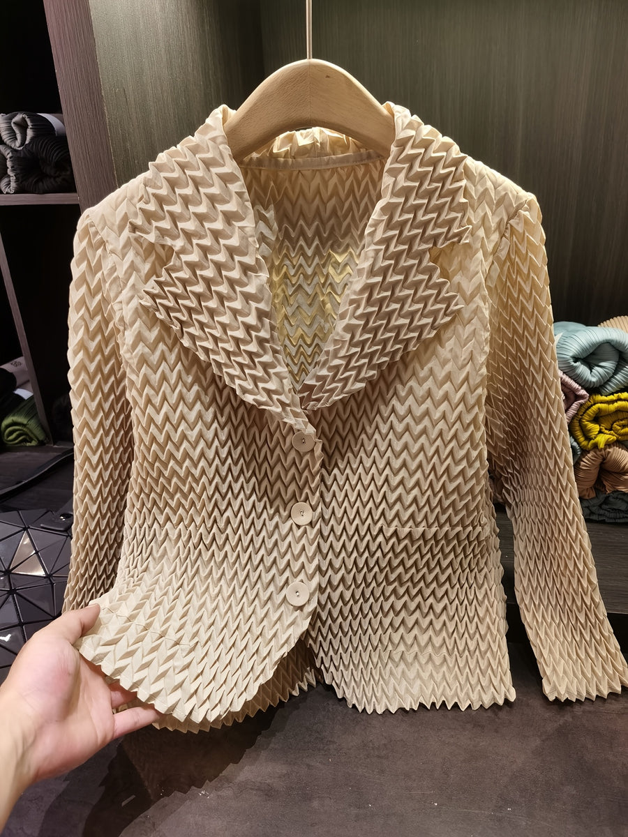 Women's Chevron Pleated Lapel Long Sleeve Cardigan, Oversized Lapel Single Breasted Buttons High Elastic Loose Versatile Commuter Pleated Jacket - Apricot