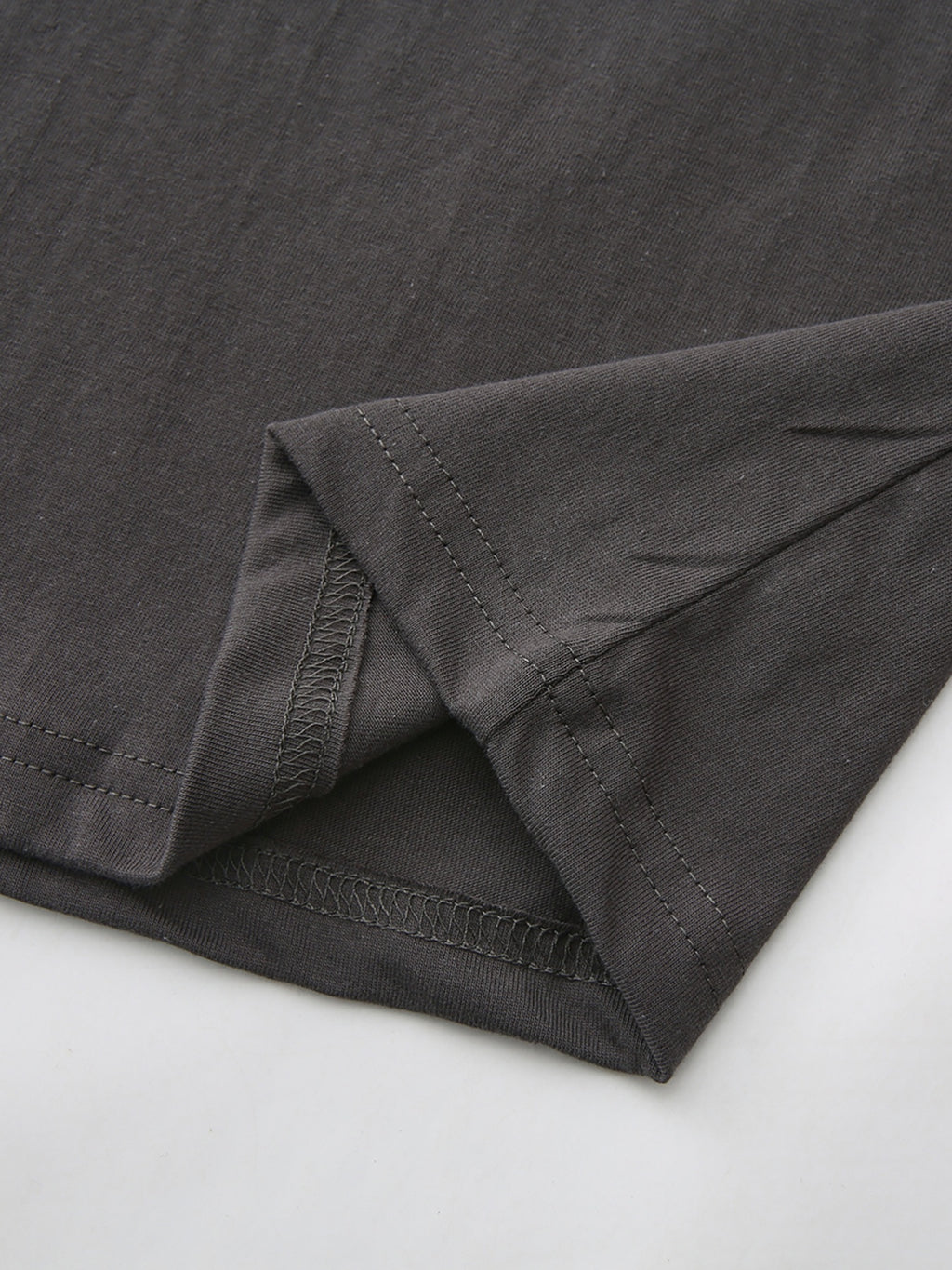 Men's Pure Cotton T-shirt, Printed with a Hawaiian Coast Surfboard Pattern, Is Stylish, Casual, Breathable, and Versatile, Making It a Unique Short-sleeved Top Suitable for Casual Attire in the Summer - Dark Gray