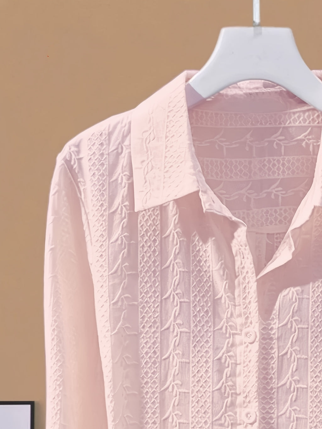 Fashionable and Versatile Polo Collar Shirt for Women, New Spring/Autumn Casual Simple Embroidered Base Layer Top - Light Pink Color