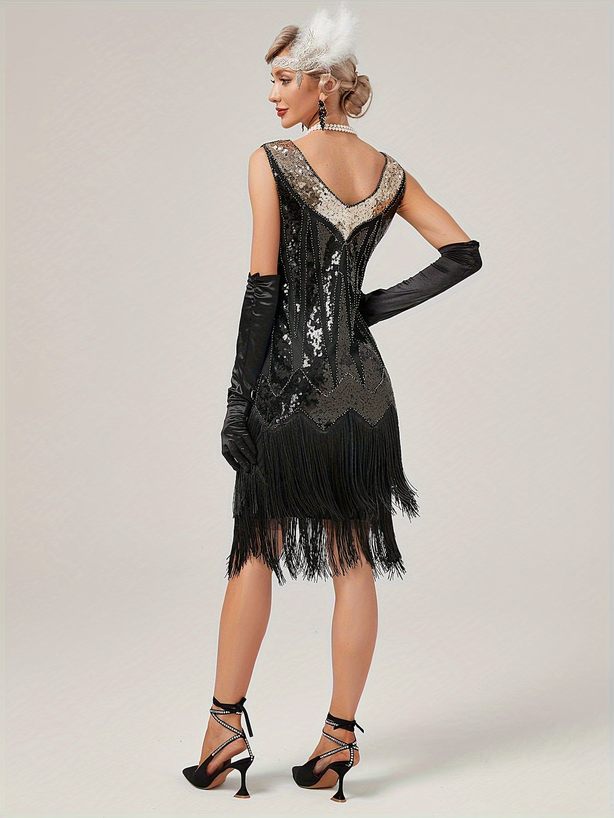 1920s Retro Sequin Gatsby Party Dress with Tassels, Short Sleeve Evening Gown for Banquets and Toasting Ceremonies - In Stock - Black Golden