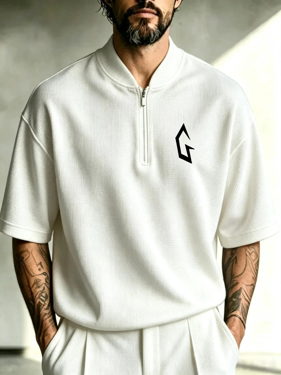 Men's Stand Collar Printed Zipper Short Sleeve T-Shirt for Spring, Autumn, and All Seasons - Baseball Collar, Henley Collar T-Shirt with Minimalist Black Geometric Logo Print, Loose Fit, Comfortable, Stylish, Versatile Street Style, Old Money Style - White