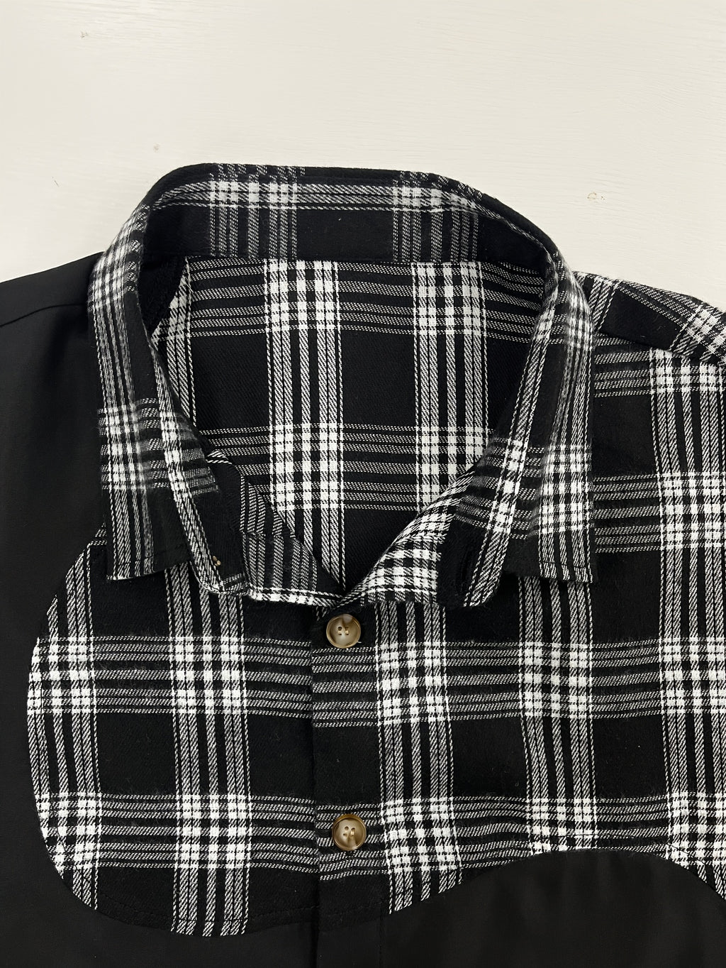 Men's Spring/Autumn Vintage Black and White Checkered Patchwork Long-Sleeve Shirt, Niche Irregular Color-Block Design, Trendy Brand Loose Short Fashion Shirt, Suitable for Daily Casual, Commuting, and Travel - Black