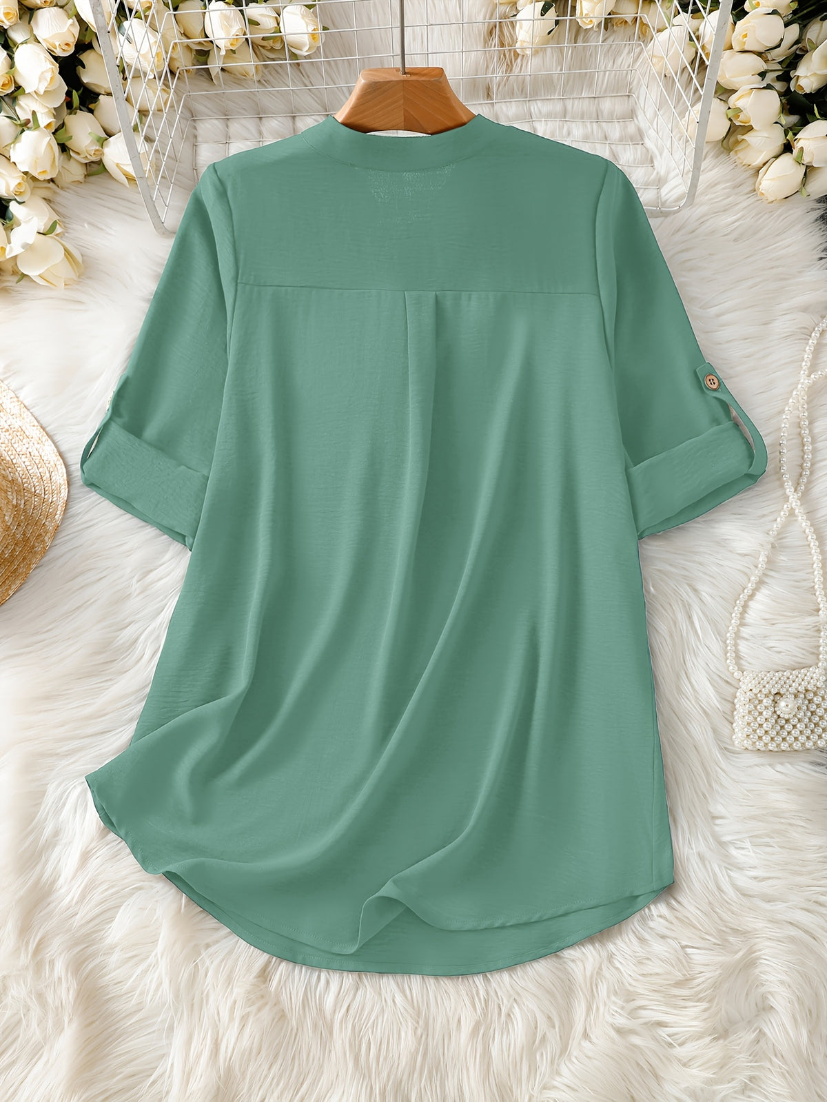 Elegant Women's Simple Casual Daily Short-Sleeve Solid Color Shirt, Spring/Summer Fashion Casual Outing Shirt, BK0608018 - Green