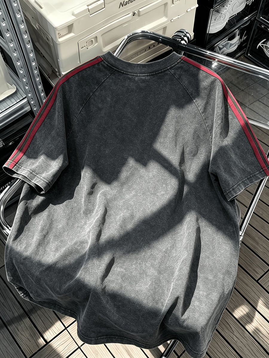 Men's Short-sleeve T-shirt Featuring a Superman Shattered "S" Logo Vintage Print, with an American Vintage Washed and Distressed Design. Suitable for Outdoor Sports and Daily Commuting, and Machine Washable - Unisex - Black