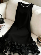 Fashion Solid Color Versatile Round Neck Elegant Women'S Dress, with 3D Patchwork Hem And Beaded Neckline, Summer New Style, Suitable for Elegant Daily Wear, Social Gatherings, Commuting, Outings, Vacations, And More - Black