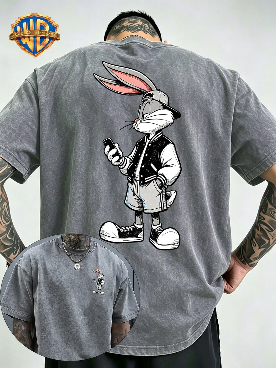 Men'S Washed Short-Sleeve T-Shirt, Back Print of Classic Cartoon Rabbit, Wearing Baseball Jacket And Hat, Holding Phone, Showcasing Trendy Street Style. Chest Adorned with Same Small Pattern, Rich in Details, Full of Design Sense - Grey