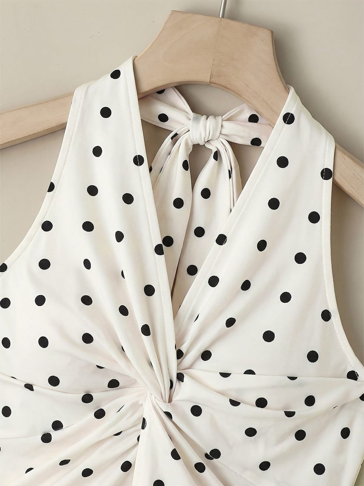Women's Polka Dot V-Neck Twist Knot Backless Crop Top, Elegant Summer Tea Party Design, Fashionable Item, Essential for Dates and Cocktail Parties - Apricot