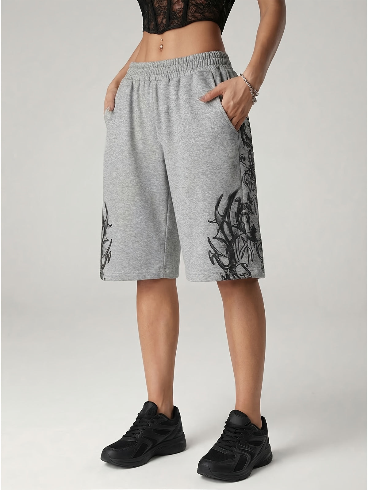 Women's Gothic Y2K Punk Wide-Leg Sweatpants - Low-Rise Knee-Length Shorts with Gothic Print & Contrast, Loose Fit Casual Pants Suitable for Themed Parties, Casual Attire, Machine Washable for Spring/Summer/Fall - Grey