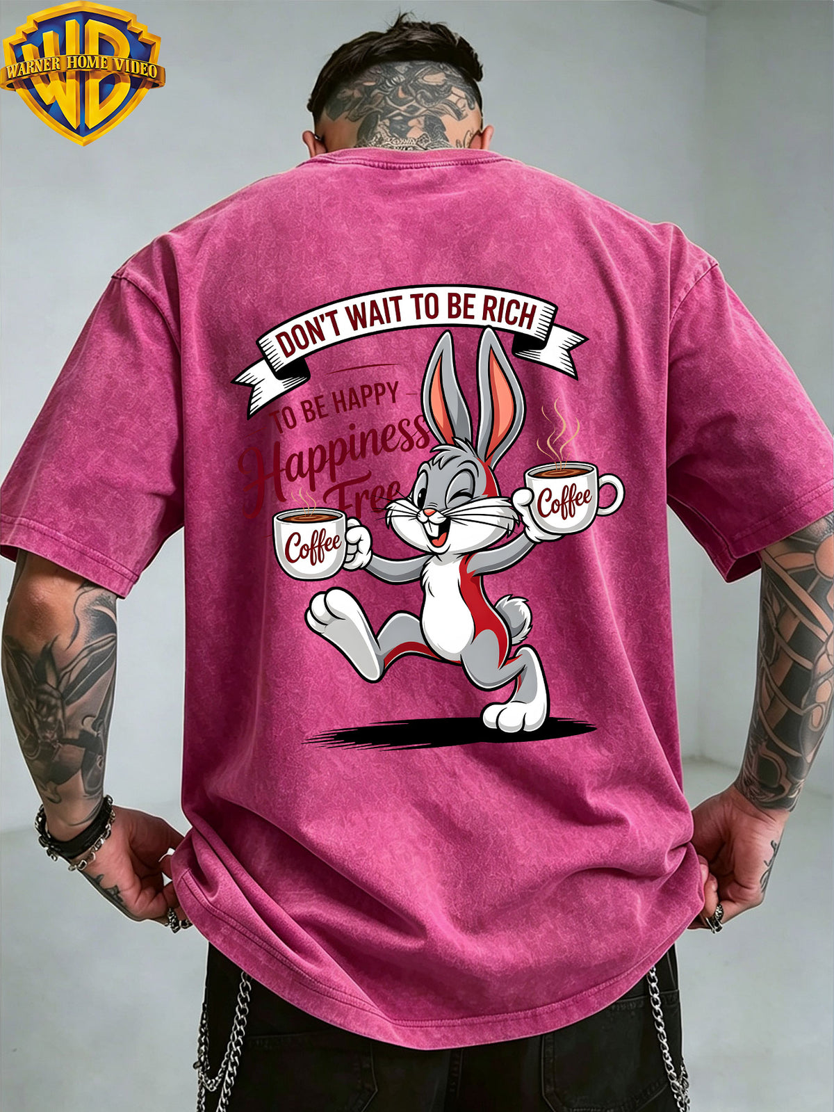 Warner Bros. Officially Authorizes Joyful Cartoon Rabbit Handheld Two Cups of Coffee Printed Retro Washed Outdated Short Sleeve T-Shirt for Men And Women, Machine Washable Daily Commuter Outdoor Sports And Leisure Top - Rose Red