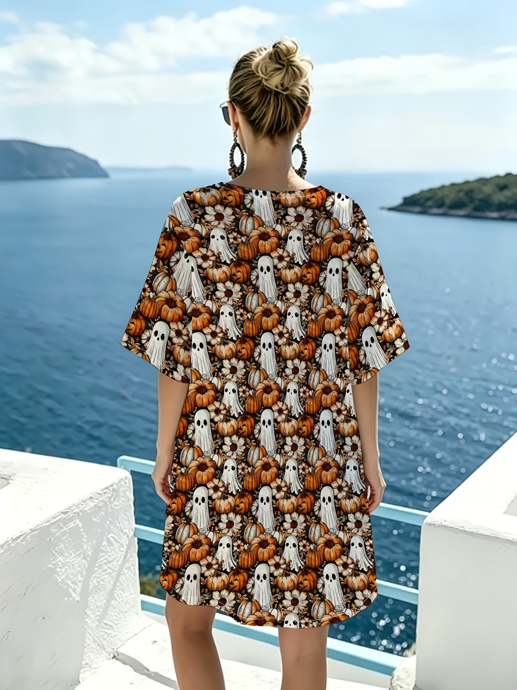 V-neck Loose-fit Straight-cut Short Dress with Vintage Pumpkin Floral Pattern, Relaxed Tailoring, Drapey and Breathable Fabric, Perfect for Creating a Halloween Vibe. Ideal for Outings, Parties, and Photo Shoots. Flattering and Figure-flattering - Mixed colors