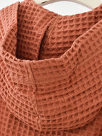 A 100% Waffle- Hooded Bathrobe with Quick-absorbing and Excellent Warmth Properties, Ideal for Bathing, Swimming, and Vacation Wear. Suitable for Sleeping. Features a Very Loose Fit. Perfect as a Holiday Gift for Family, Friends, or Partners - Rust