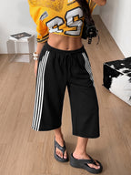 Loose-fitting, Comfortable, Versatile, and Trendy Women's Solid-color Casual Capri Pants with an Elastic Waistband - Black