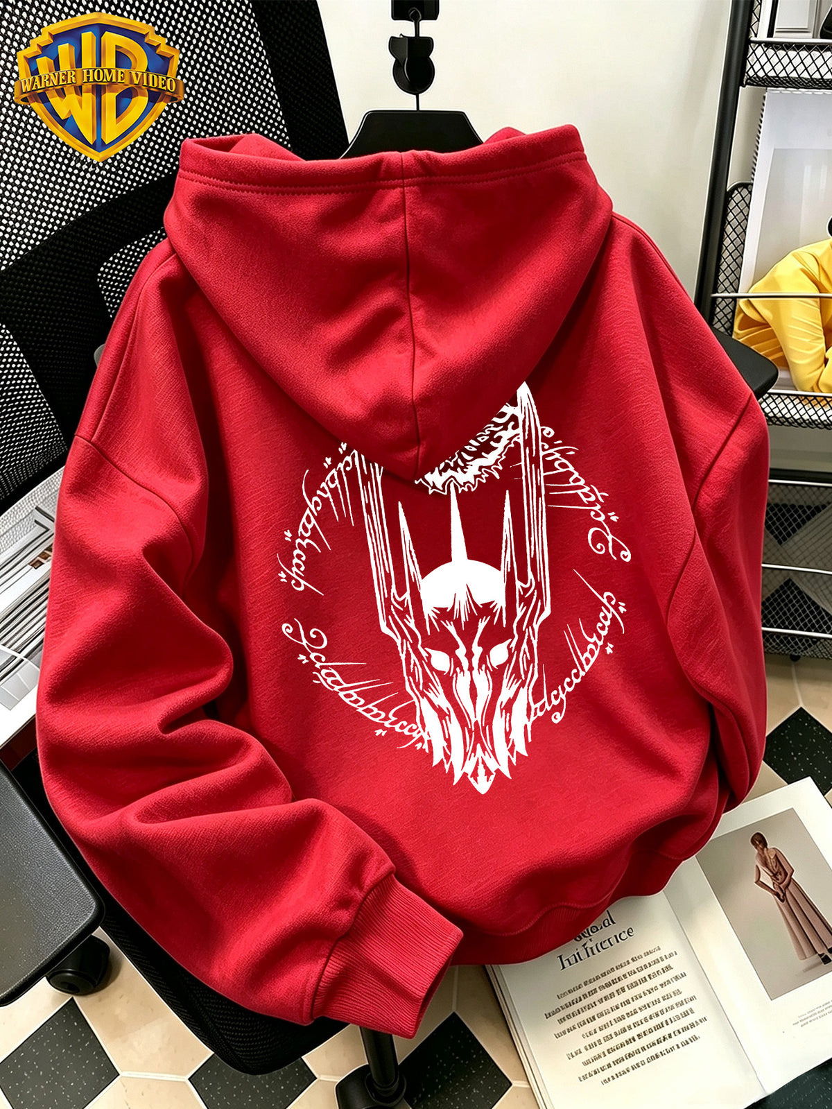Authorized by Warner Bros., 2026 New Soren Helmet with White Line Print, Men'S Hoodie, Hooded Sweatshirt, Kangaroo Pocket And Drawstring Hat, Suitable for Daily And Outdoor Sports Wear, Autumn And Winter Warm Jacket, Fashionable Jacket - Red