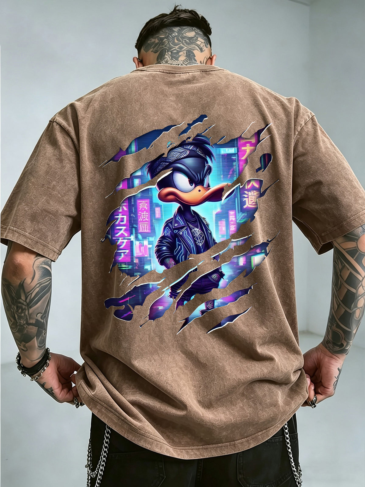Warner Bros Official, 1pc, 100% Cotton Washed Vintage Distressed Short-Sleeve T-Shirt, American-Style Torn Paper Scratch Cyberpunk Cool Duck Streetwear Trend Top, Double-Sided Front and Back Print, Men's Casual Comfortable Versatile Loose Summer - Coffee Brown