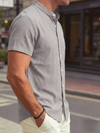 New Summer Men's Thin Stand Collar Casual Shirt, Solid Color Short Sleeve Business Fashion Button-Up Shirt for Muscular Men, Stylish Short Sleeve Design Suitable for Casual and Office Wear - Light Grey
