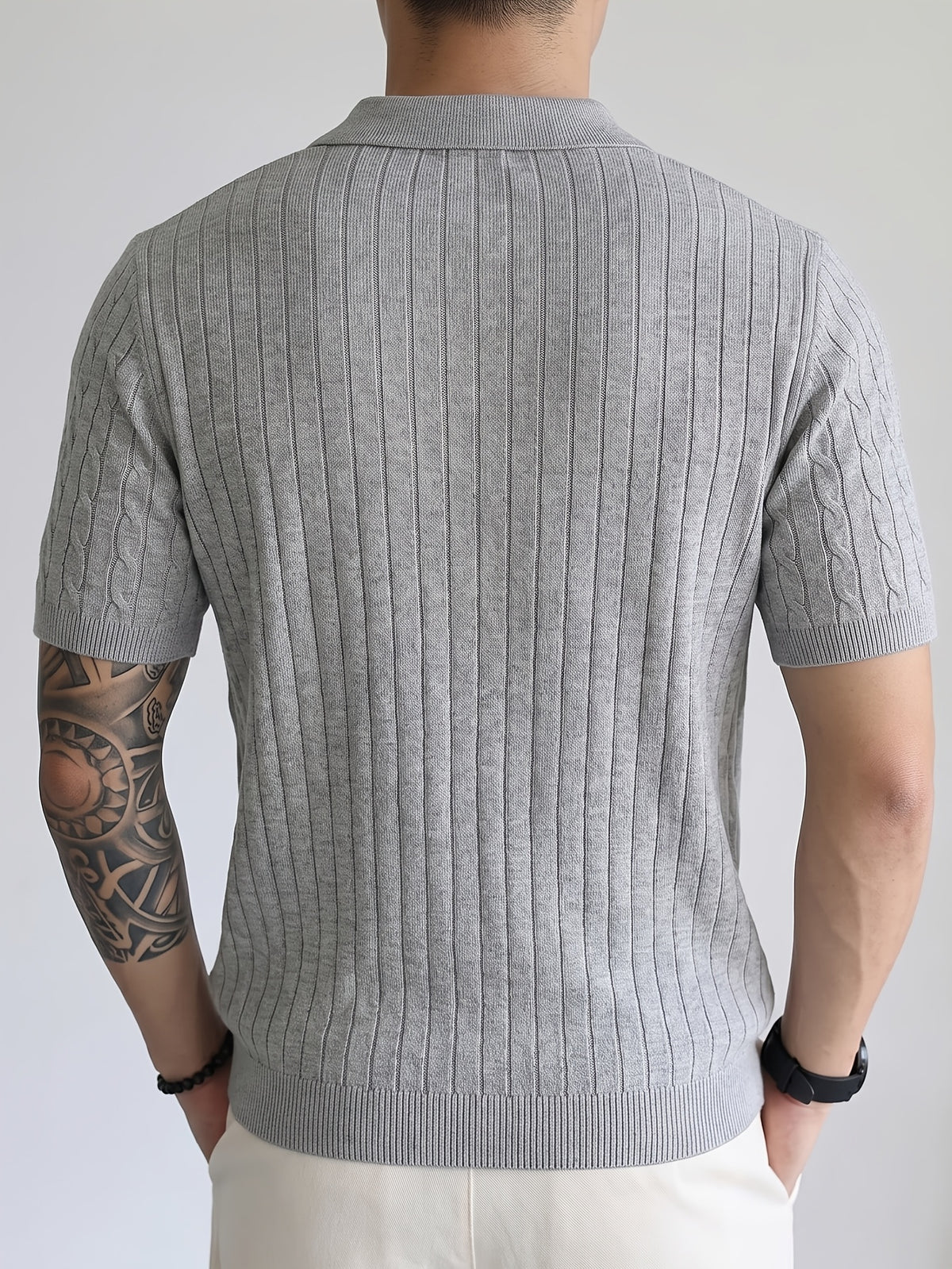 Short-Sleeved Knitted Shirt 2026 Spring/Summer New Product Cable Knit Lapel Slimming Pullover Top, Vertical Stripe Heavy-Duty Twist Slimming Pattern, Light Luxury Business High-Quality Style, Fashionable, Easy And Handsome, Precise Workmanship - Light Grey