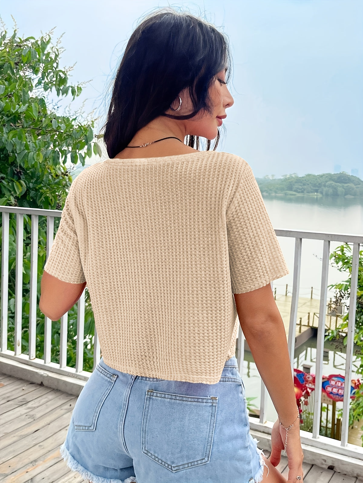 Women'S Lightweight Breathable T-Shirt - Soft Stretchy Everyday Tee with Round Neck, Non-See-Through Fabric for Casual & Formal Outfits - All-Season Everyday Top for, Versatile Clothing, Classic Design, Comfortable Fit, Short Sleeve Top, Office Wear - Apricot
