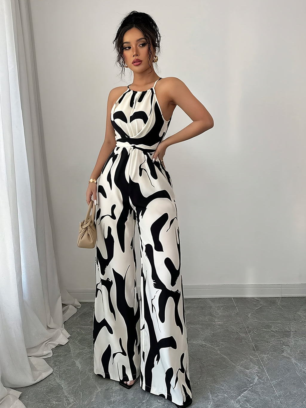 Fashion Women'S Printed Fabric Ruffled Jumpsuit, with Halter Neck, Elegant for Holiday And Daily Wear - Mixed colors